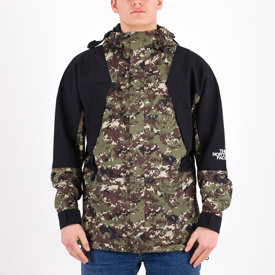 1994 Retro Mountain Light Futurelight™ Digicamo - The North Face