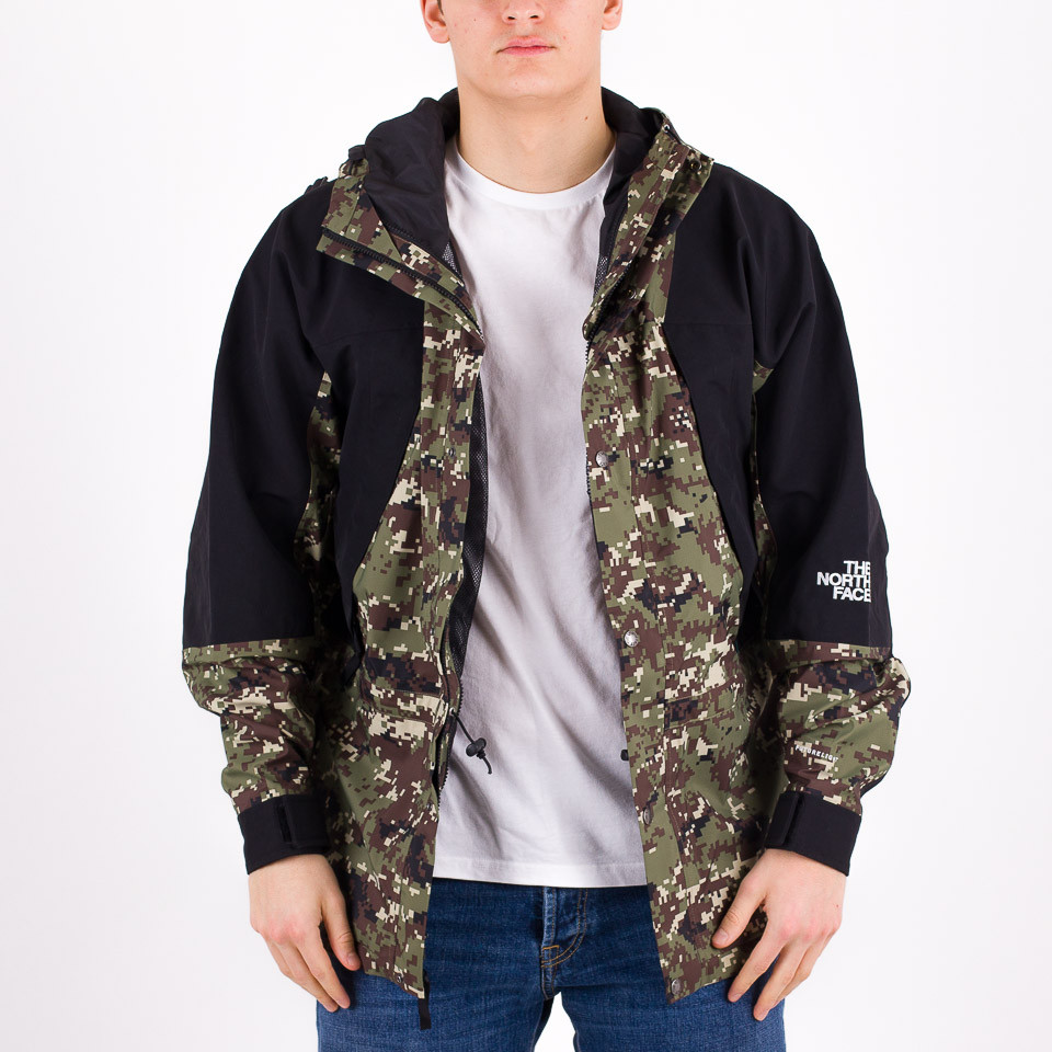 1994 Retro Mountain Light Futurelight™ Digicamo - The North Face